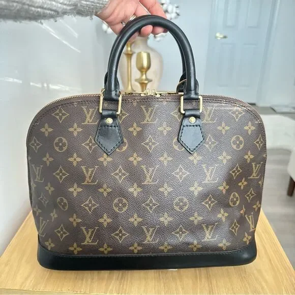 ✅AUTHENTIC✅LOUIS VUITTON ALMA PM - Picture 2 of 14